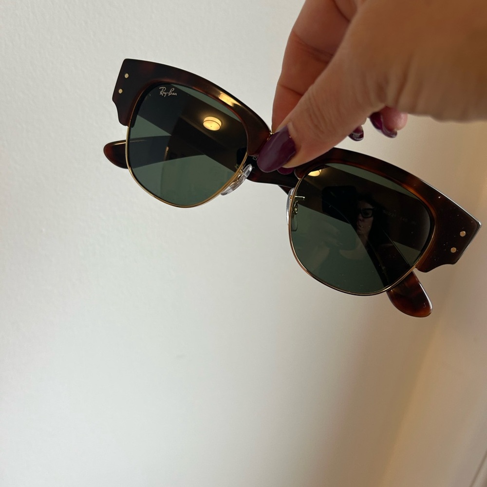 Ray-Ban Brown and Green Clubmaster Sunglasses - Picture 3 of 3